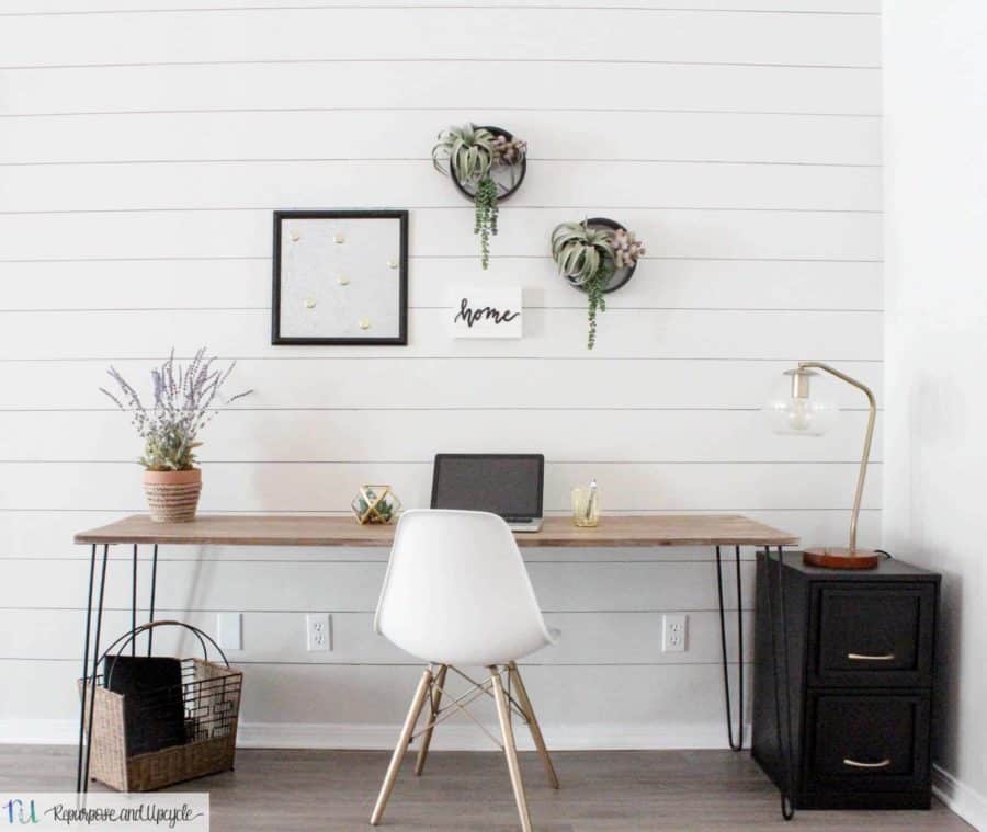 DIY-Hairpin-Leg-Table-8-e1550680463948.jpg