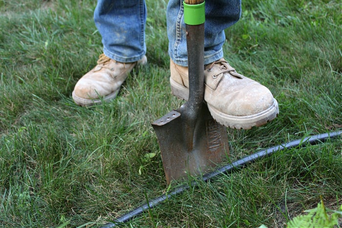 Beautiful Landscaping Ideas for Front of House 7 Transfer garden edge 1 The Old Summers Home We've gathered up loads of simple landscaping ideas to inspire and motivate you. Dust off your work gloves because you're going to want to implement several