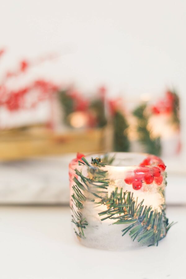 15 DIY Minimalist Christmas Decor on a Budget Ideas 10 5M8A6226 600x900 1 The Old Summers Home This holiday season, bring hygge into your home with a look that is calm, inviting and understated, and do it without spending a ton of money. From the fresh