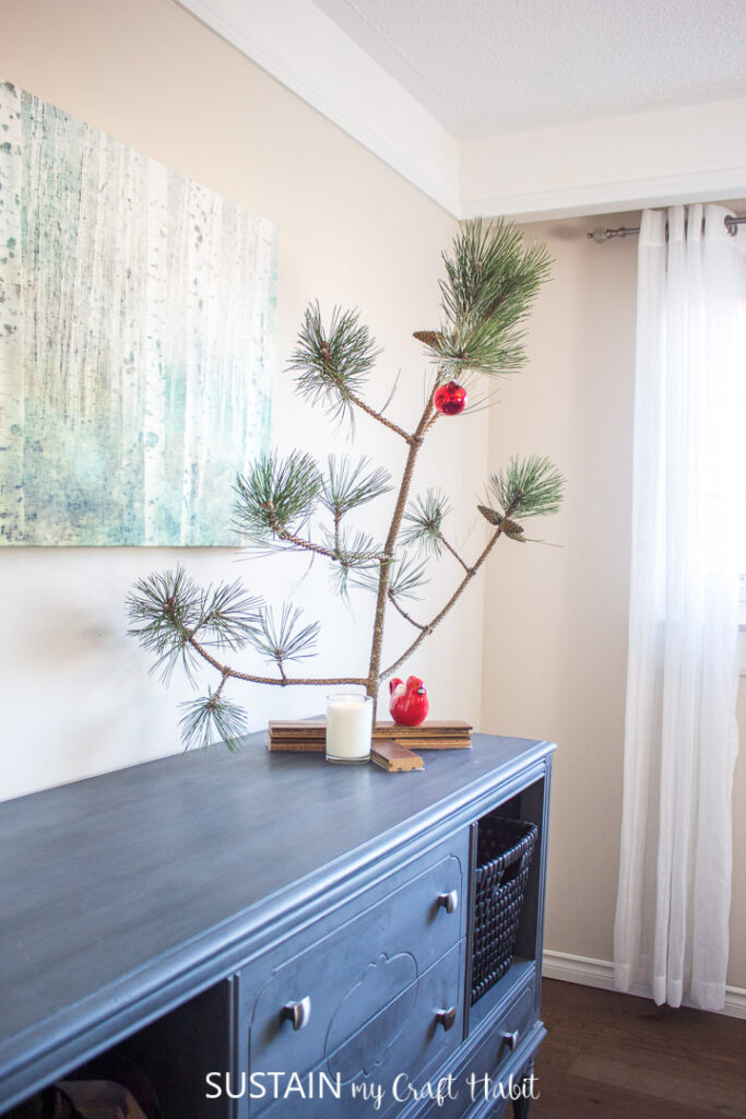 15 DIY Minimalist Christmas Decor on a Budget Ideas 12 DIY charlie brown christmas tree 4 1 The Old Summers Home This holiday season, bring hygge into your home with a look that is calm, inviting and understated, and do it without spending a ton of money. From the fresh